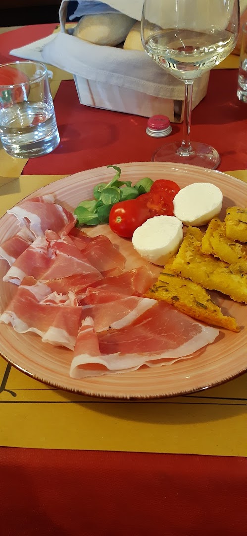Il Feudo Cafè con cucina, Castagné