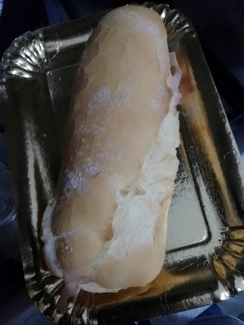 Il Fornaio Da Nino..panificio....pizzeria...tarallificio
