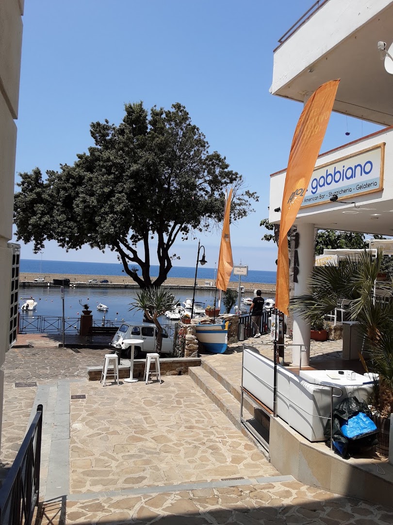 Il Gabbiano Drink & Food