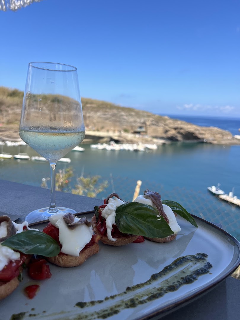 Il Gabbiano Ventotene - Music Cafe