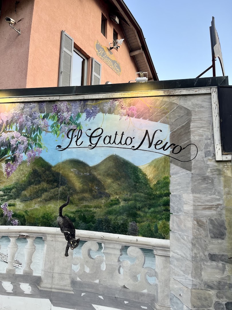 Il Gatto Nero, Lake Como