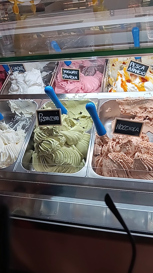 Il Gelatiere Di Smash Snc