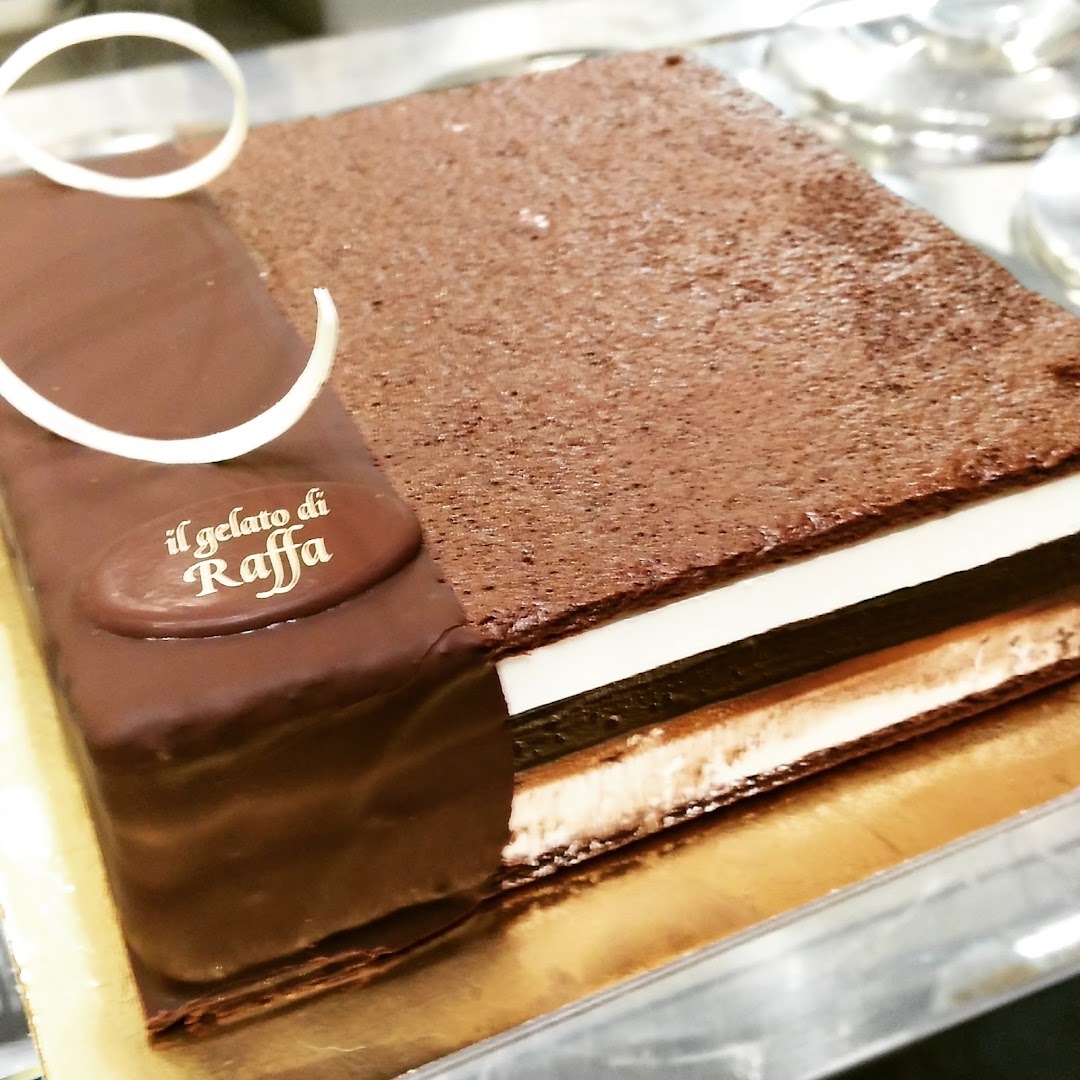 Il Gelato Di Raffa Di Uberti Deborah