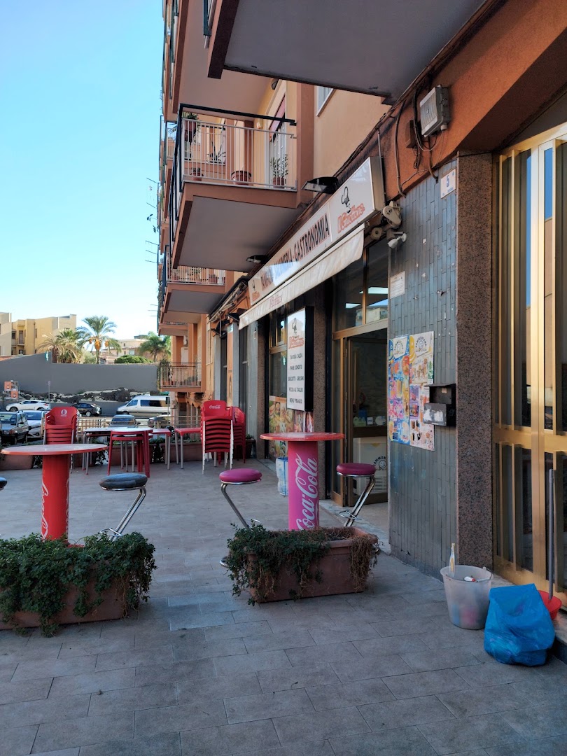 Il Ghiottone Gastronomia Chiosco bar