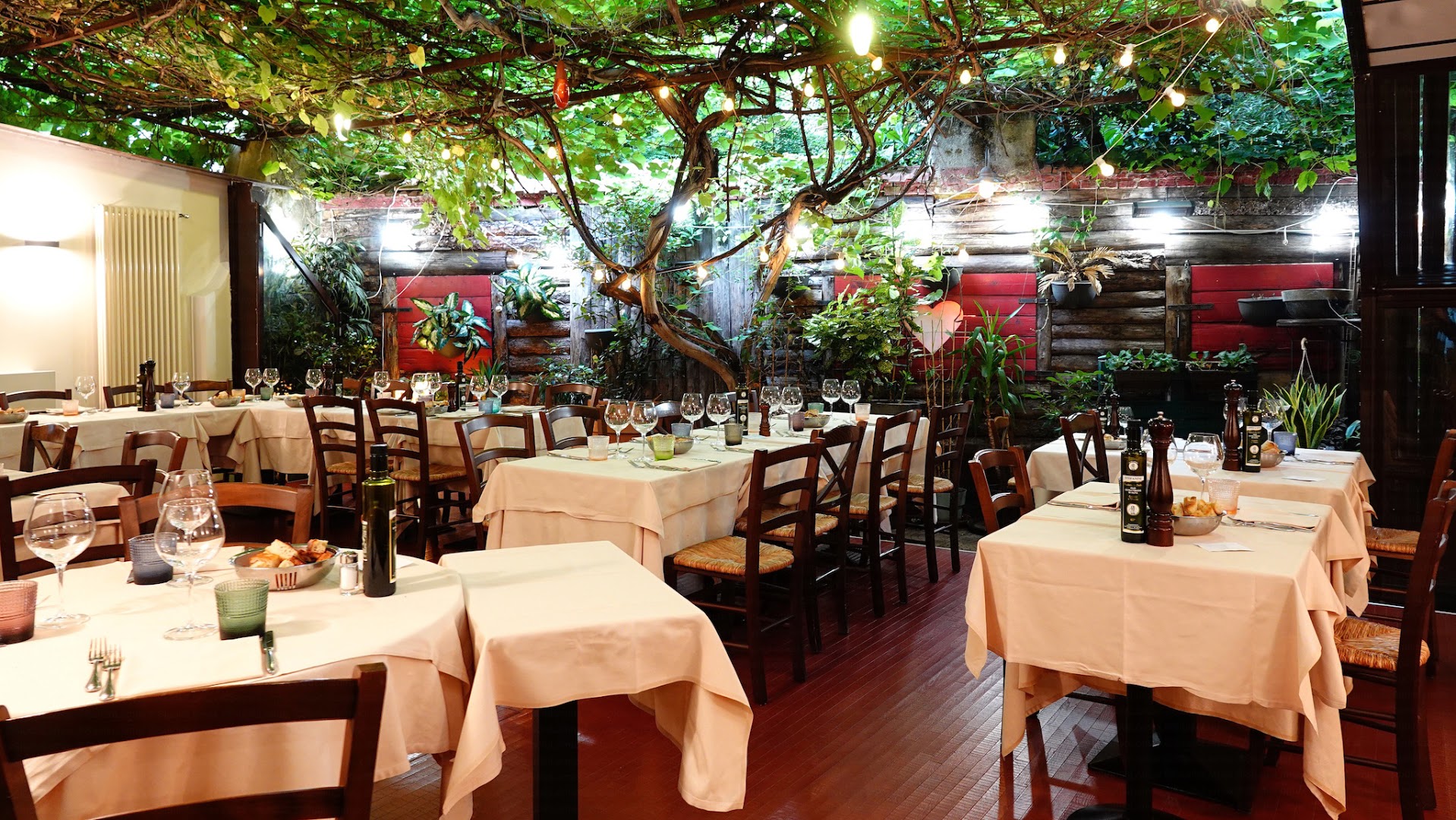 Il Giardino dei Segreti, Milano
