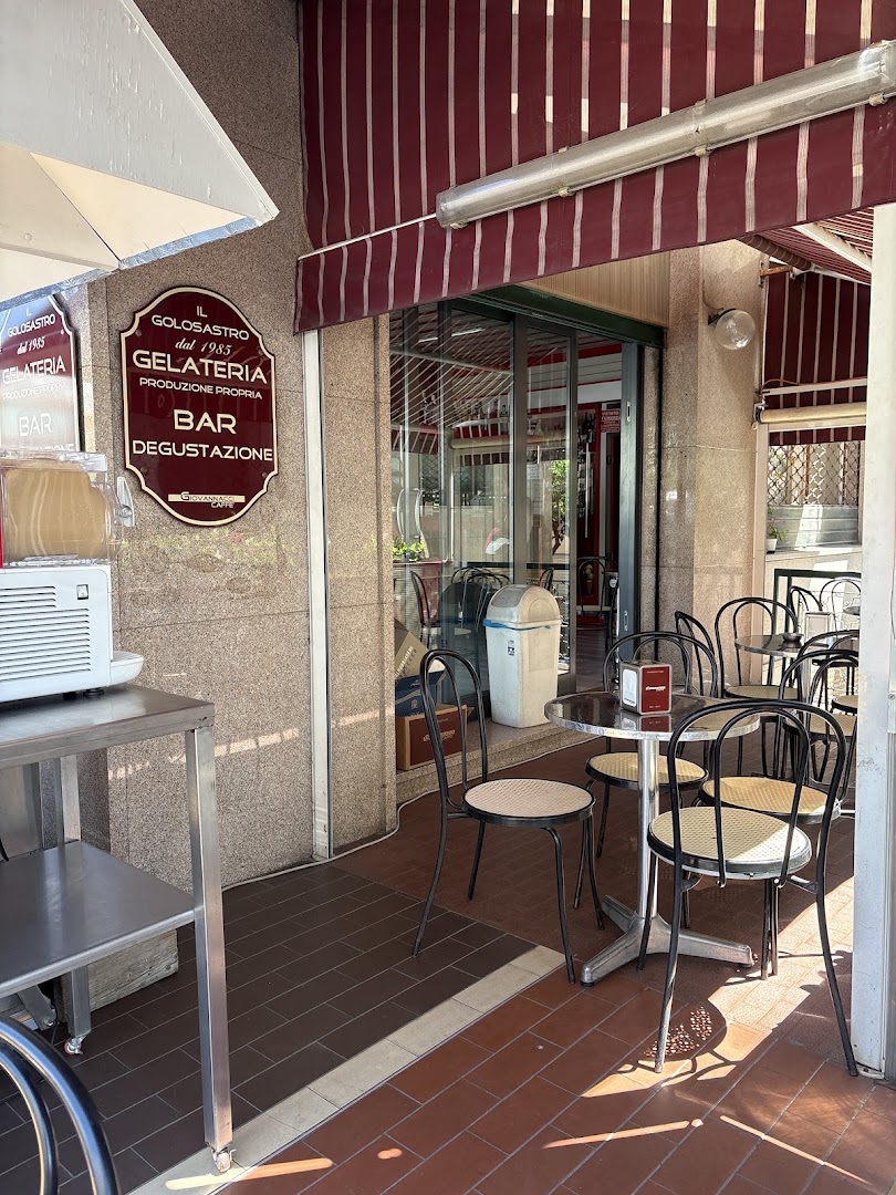 Il Golosastro bar Gelateria “Artigianale” con produzione propria