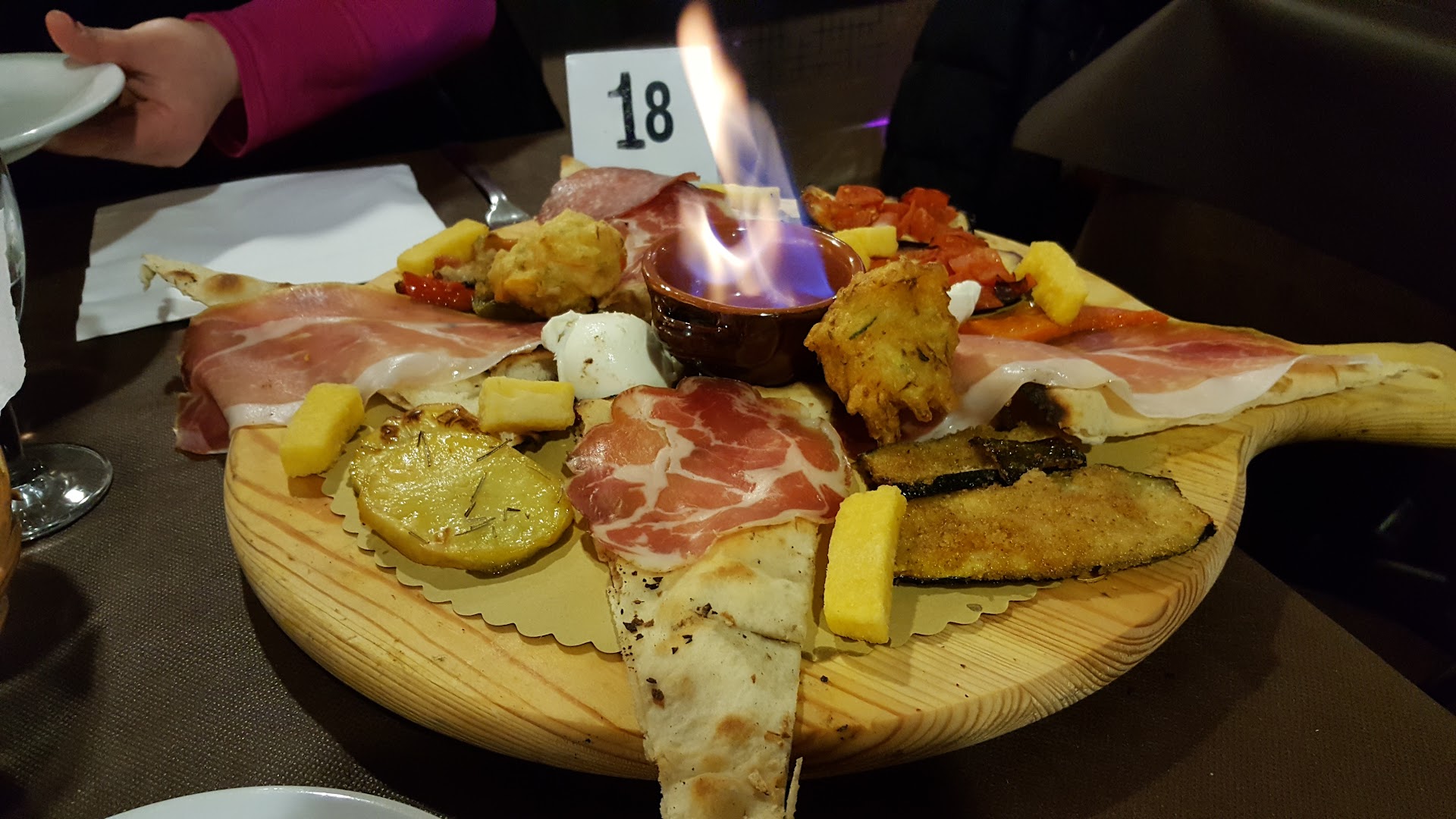 Il golosone Ristorante Pizzeria sala da Ballo