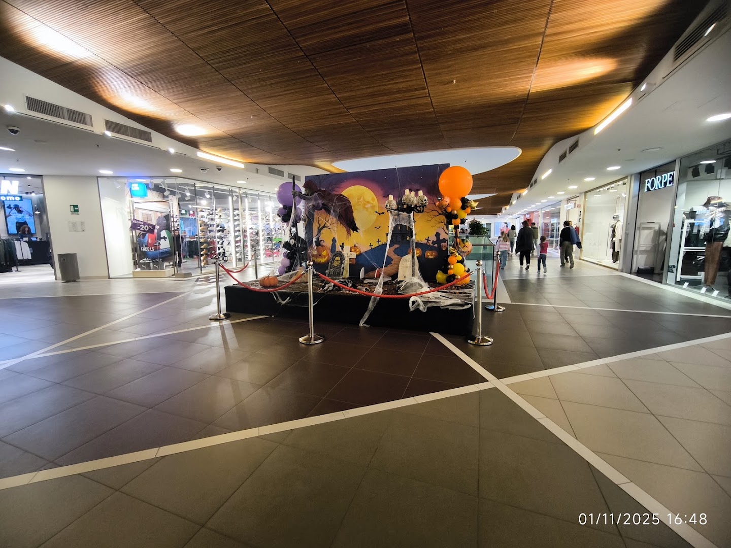 Il Grifone Shopping Center