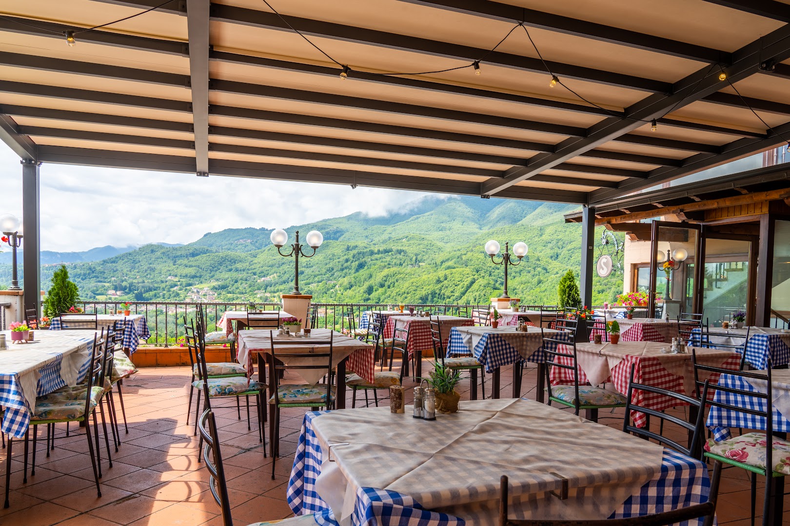 Il Grotto di Salotti - Ristorante - Pizzeria - Hotel - Bar Alimentari