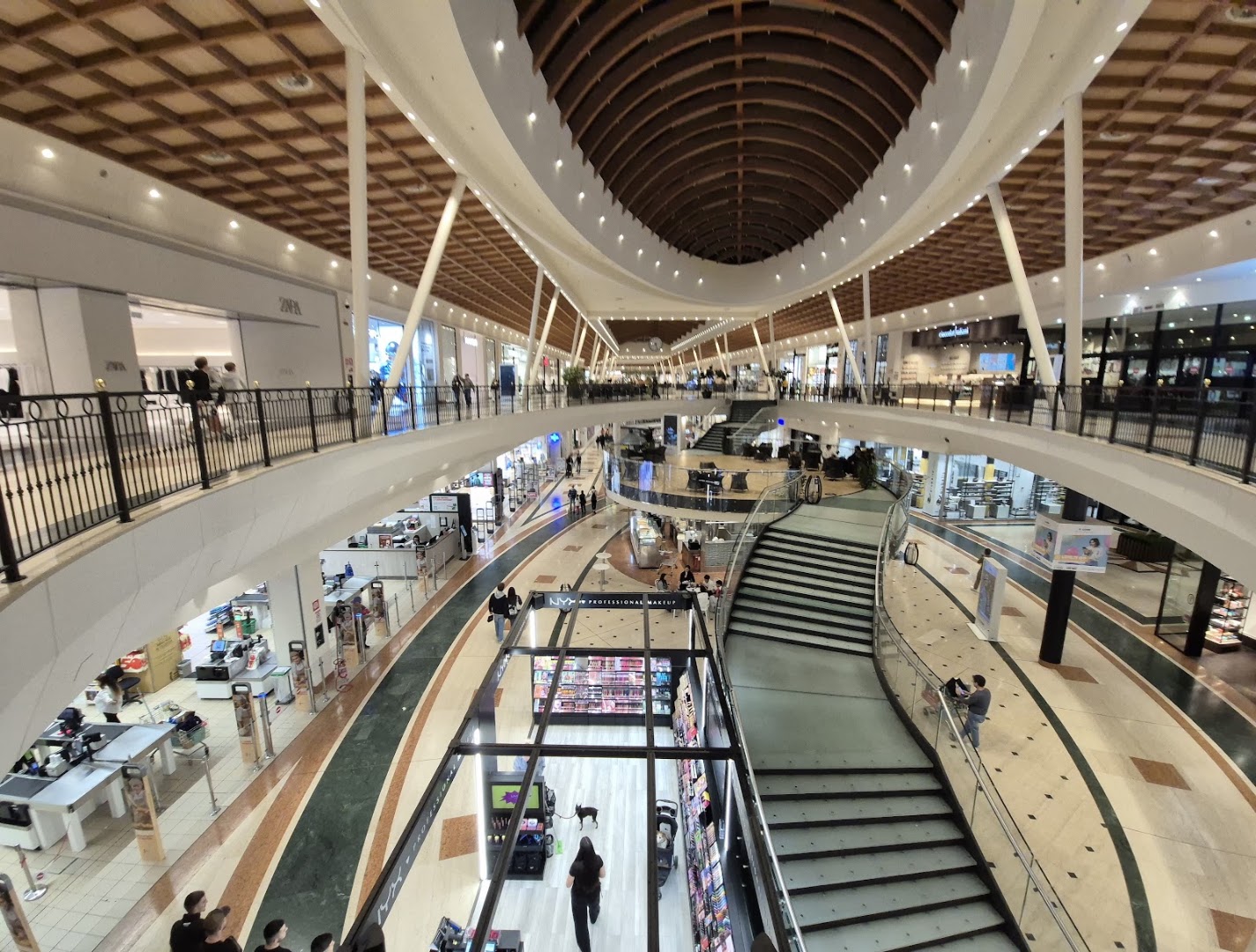Il Leone Shopping Center