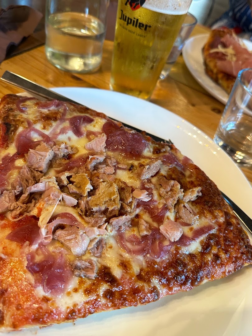 IL MAD Burger Pizza & Grill PESCHIERA BORROMEO, Peschiera Borromeo