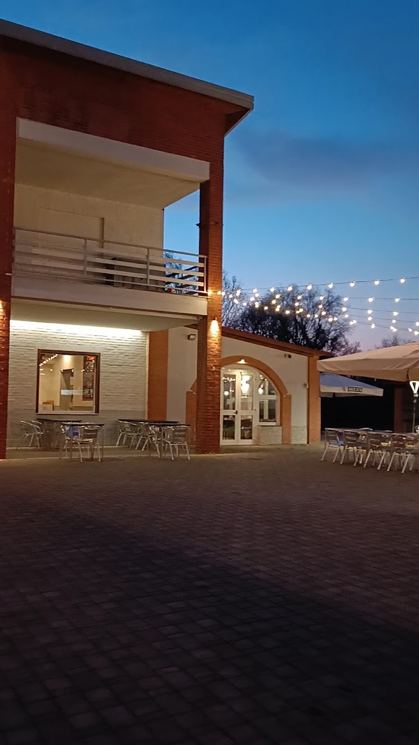 IL MAD Burger Pizza & Grill PESCHIERA BORROMEO