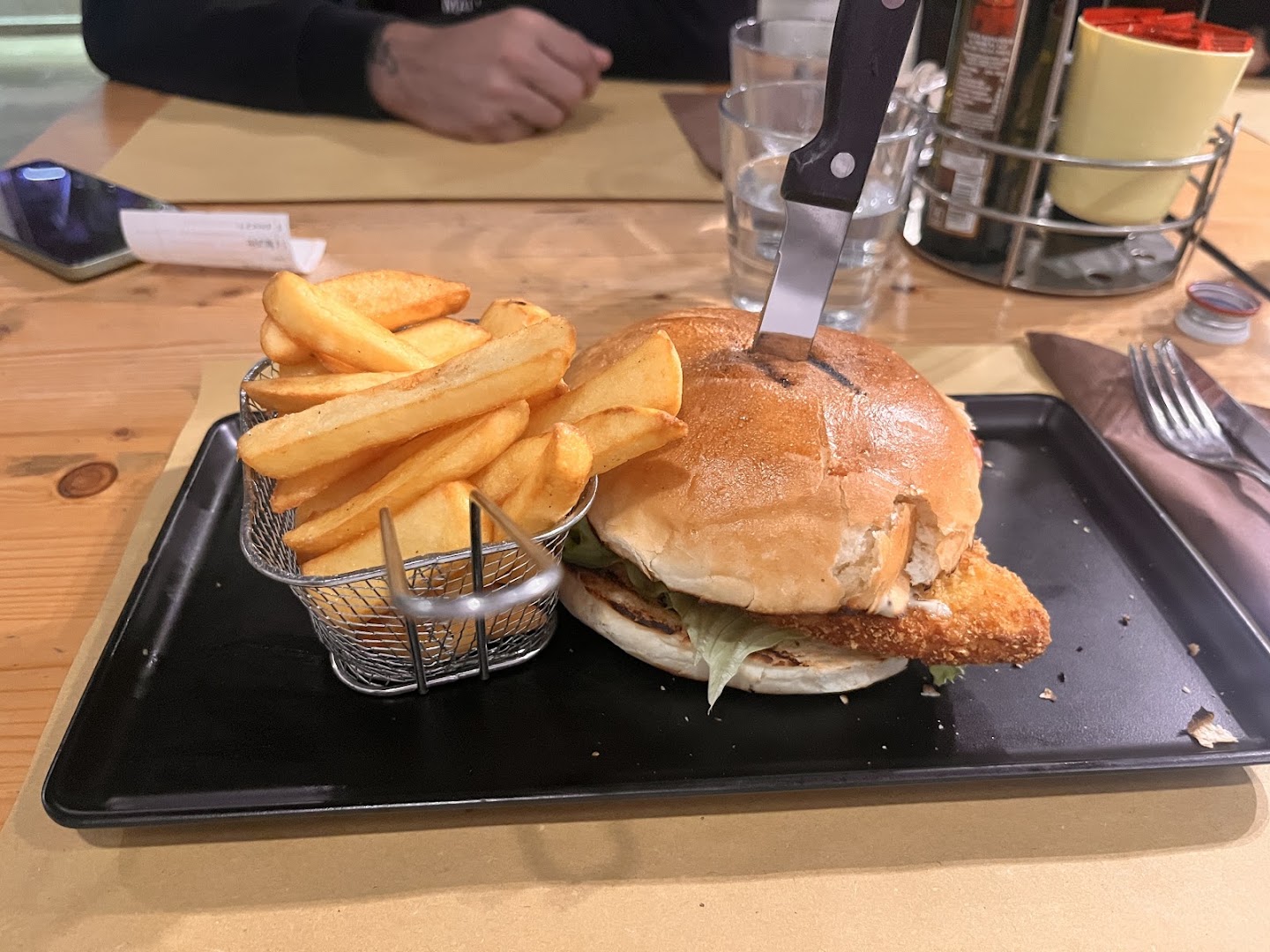 IL MAD Burger Pizza & Grill PESCHIERA BORROMEO