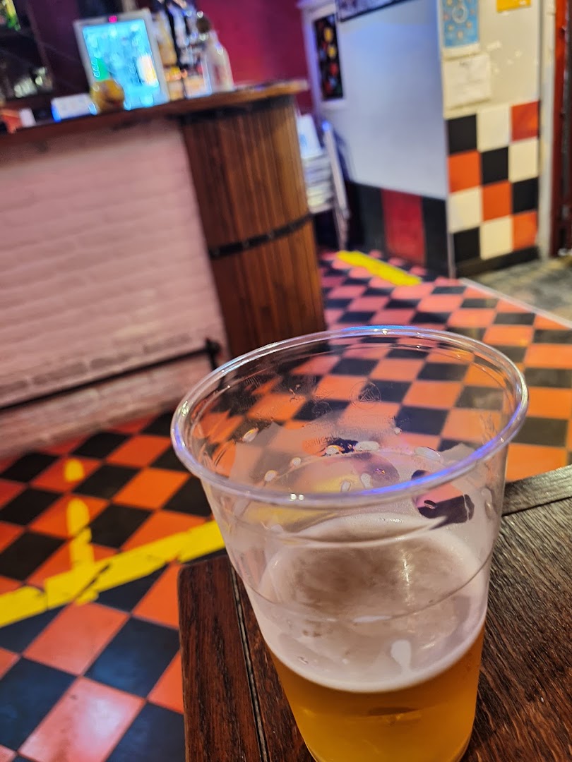 Il Manutengolo Uain Bar