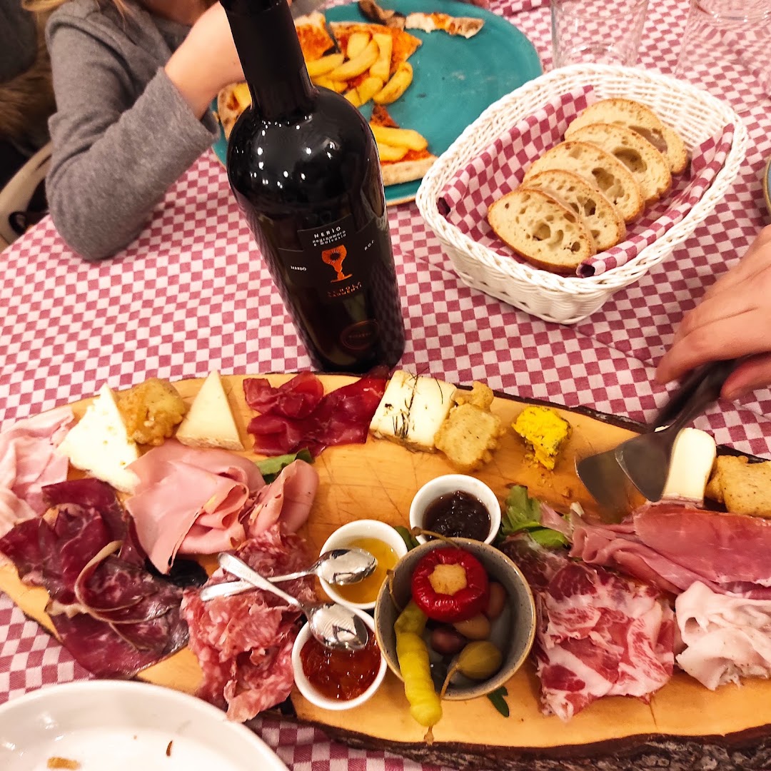 Il Melograno | Ristorante di Carne alla Griglia & Pizzeria
