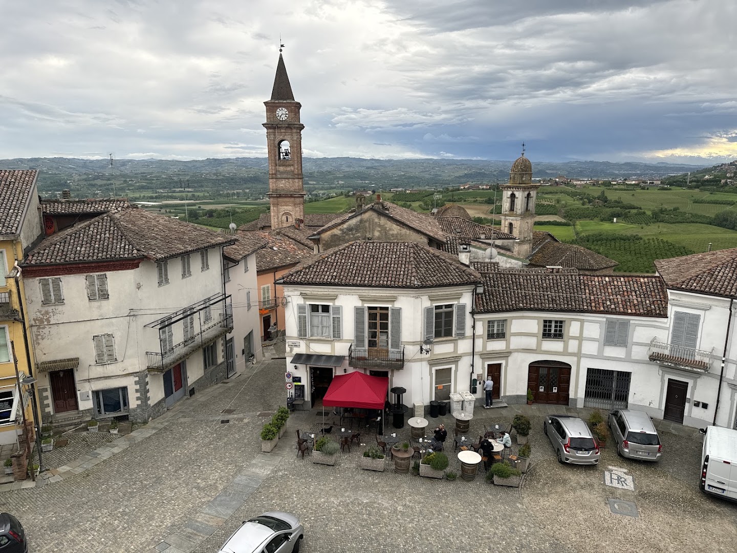Il Menestrello - Wine Bar | Birrazone, Govone