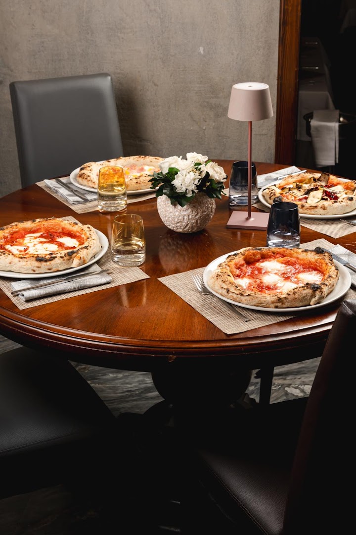 Il Monastero Intra | Pizzeria & Napoletanità
