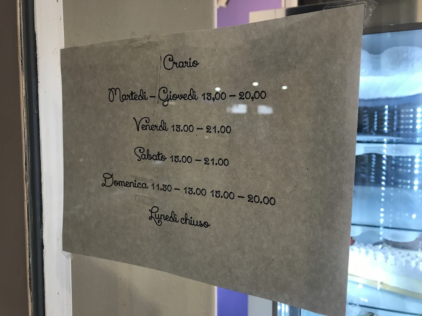 Il Mondo Di Mezzo Gelateria