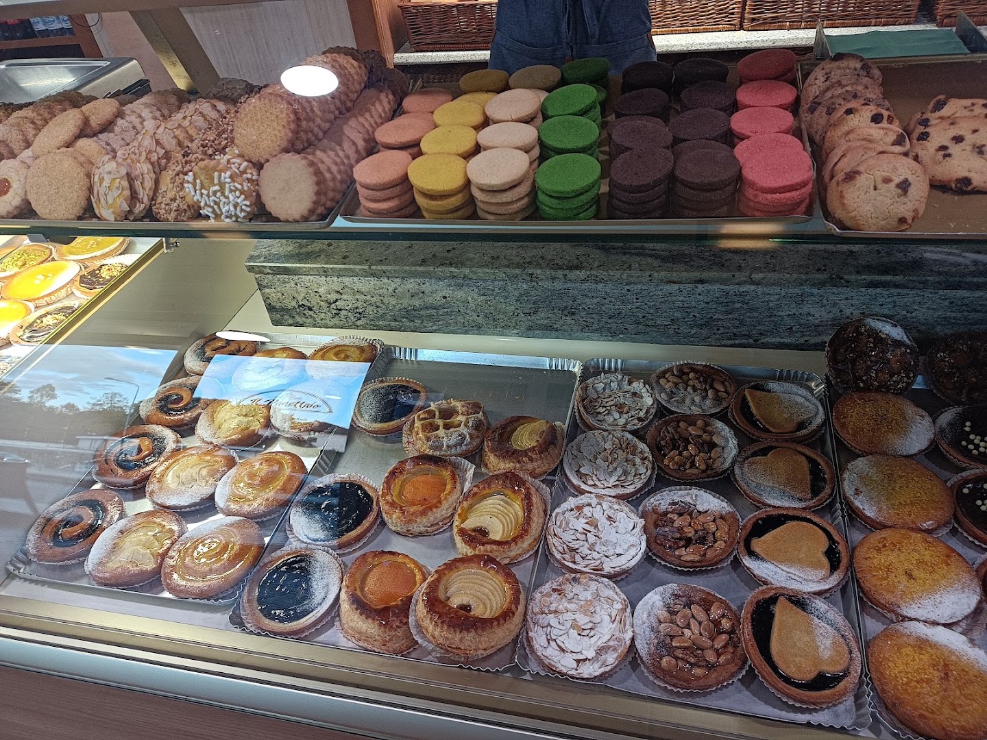 IL PANETTAIO IN OLEGGIO CASTELLO