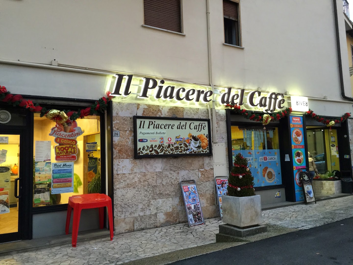 Il Piacere Del Caffe'