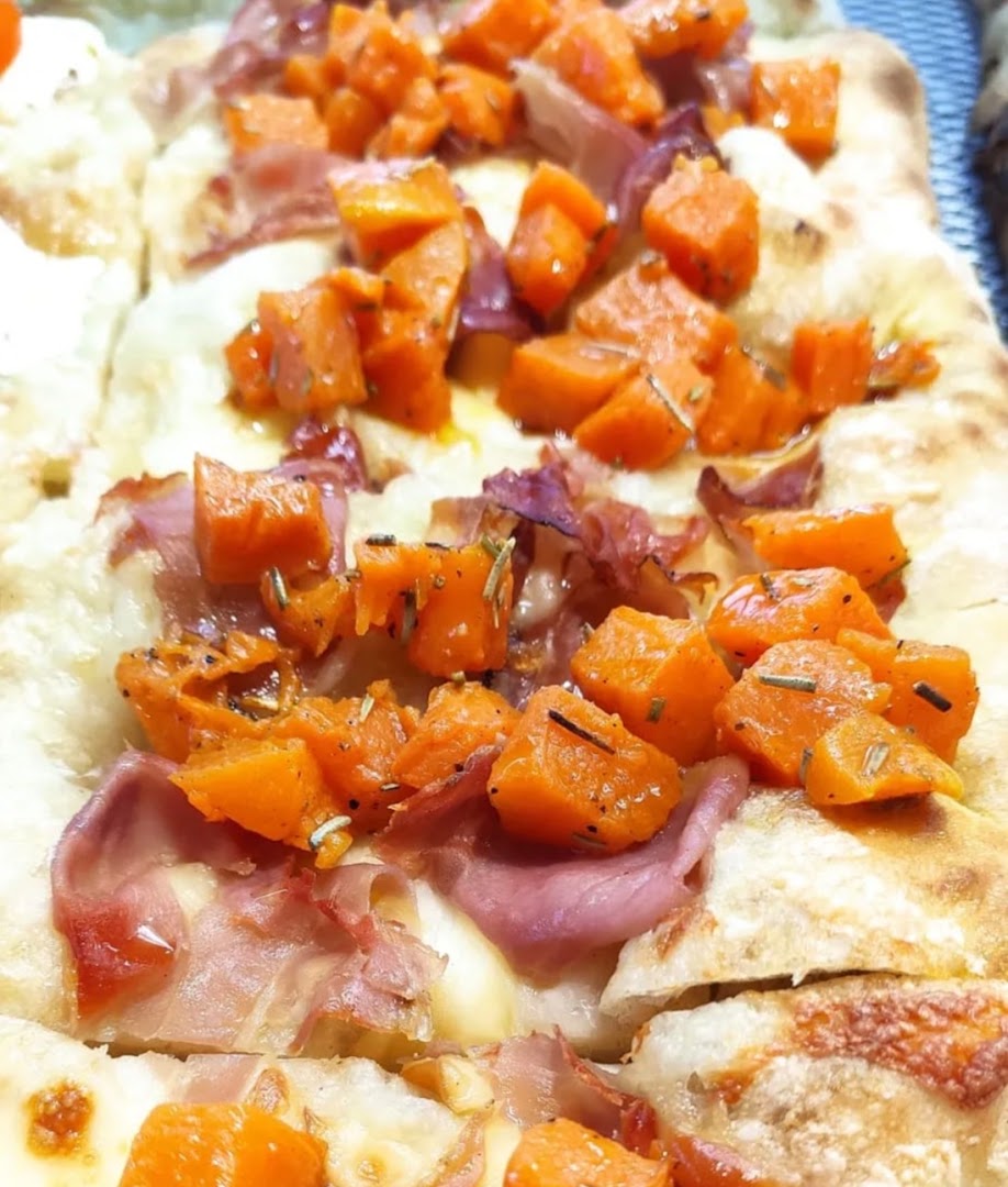 IL PIZZIFICIO esperimenti di gusto
