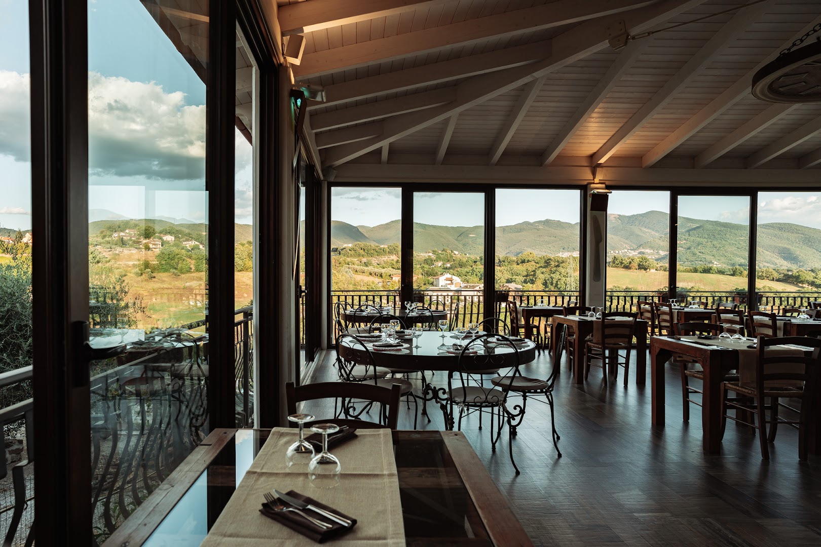 Il Pozzo Country House – Ristorante, B&B con Piscina a Terni