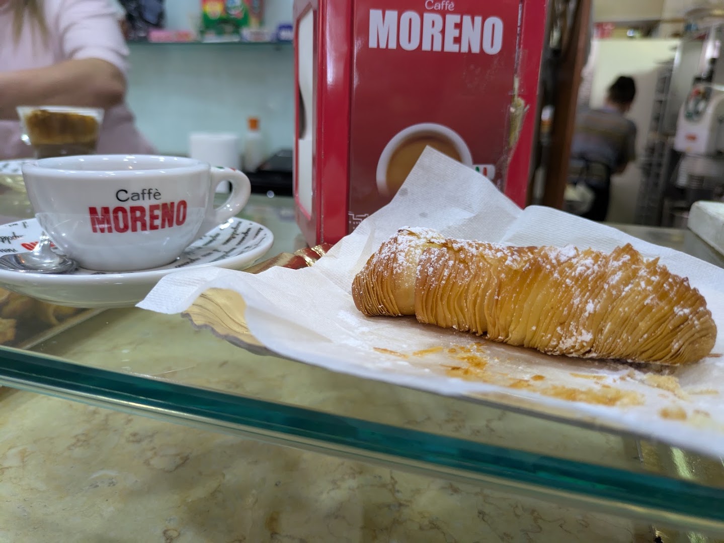 Il RE della Sfogliatella Bar Primavera " Emilio Ambrosio"