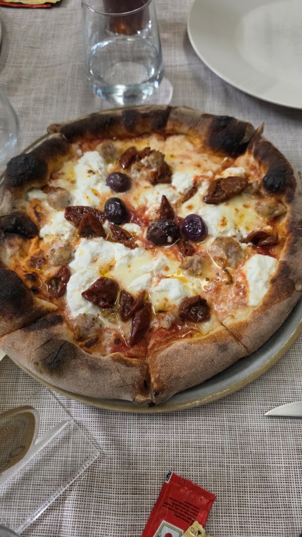 Il Ritrovo Cafè Pizza Bistrot