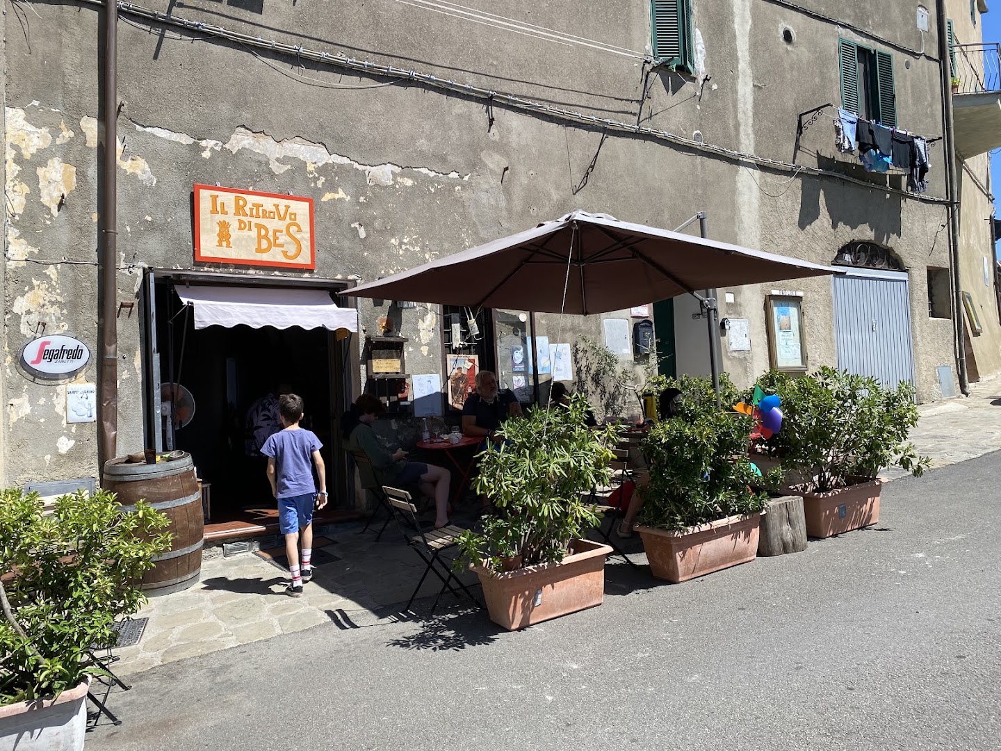 Il Ritrovo di Bes