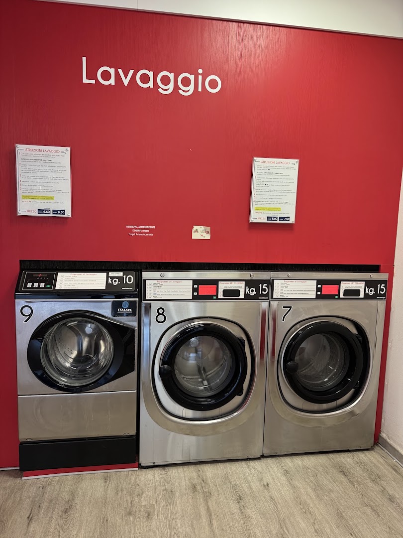 IL SALOTTO DEL BUCATO - Lavanderia self service