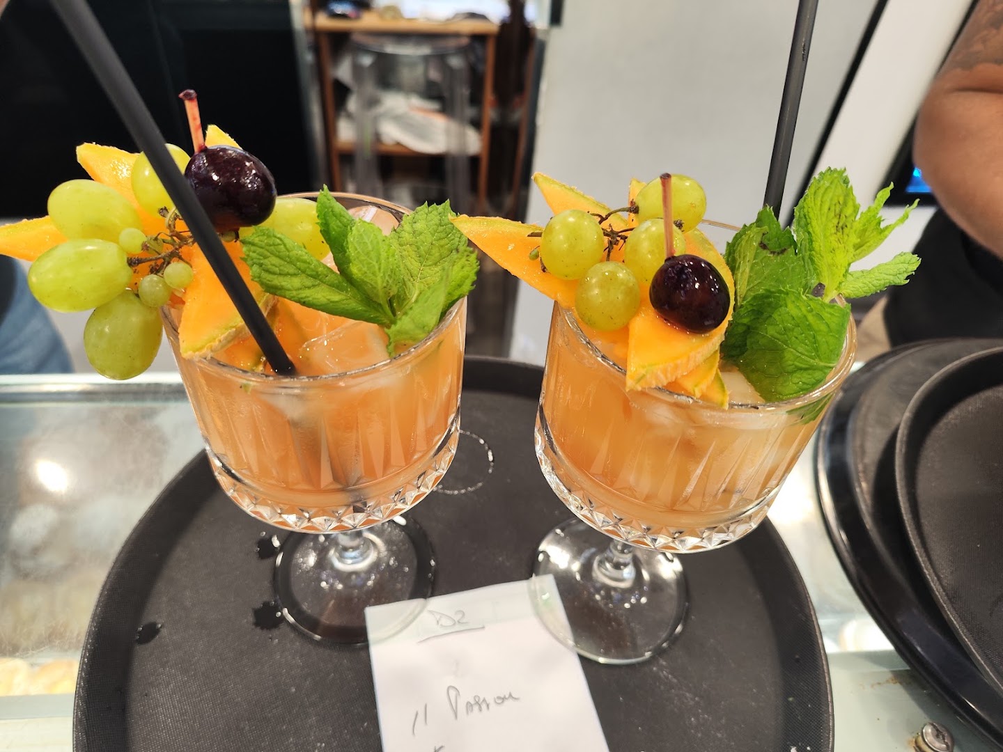 Il Salotto lounge bar