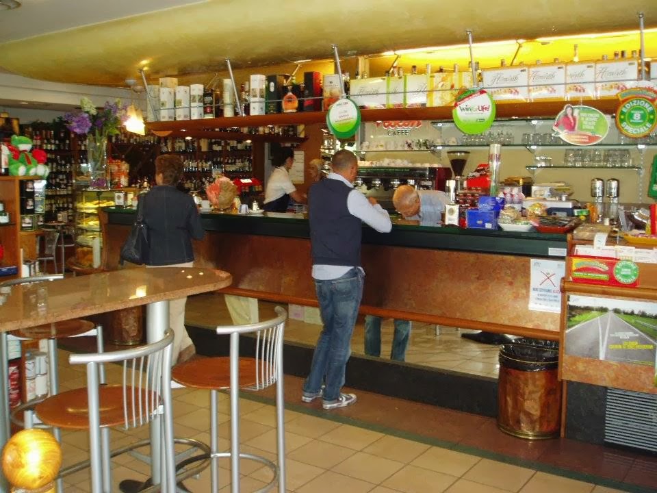 Il Sole Caffetteria wine bar