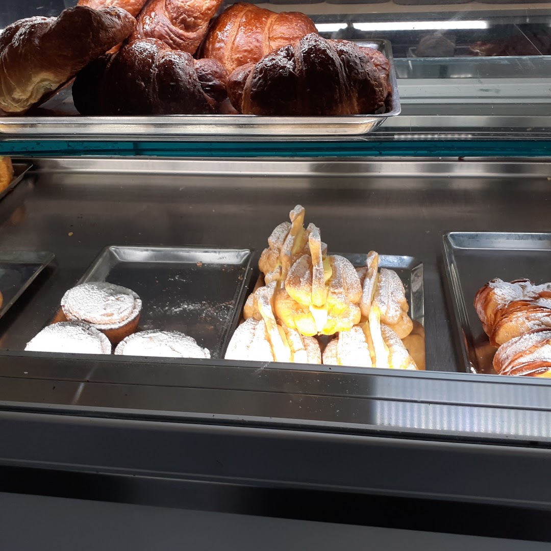 Il Tartufo - Bar, Pasticceria, Rinfreschi, Specialità campane, Pasticceria salata