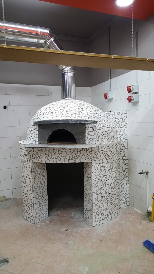 Il Tempio del Pollo, Marcianise