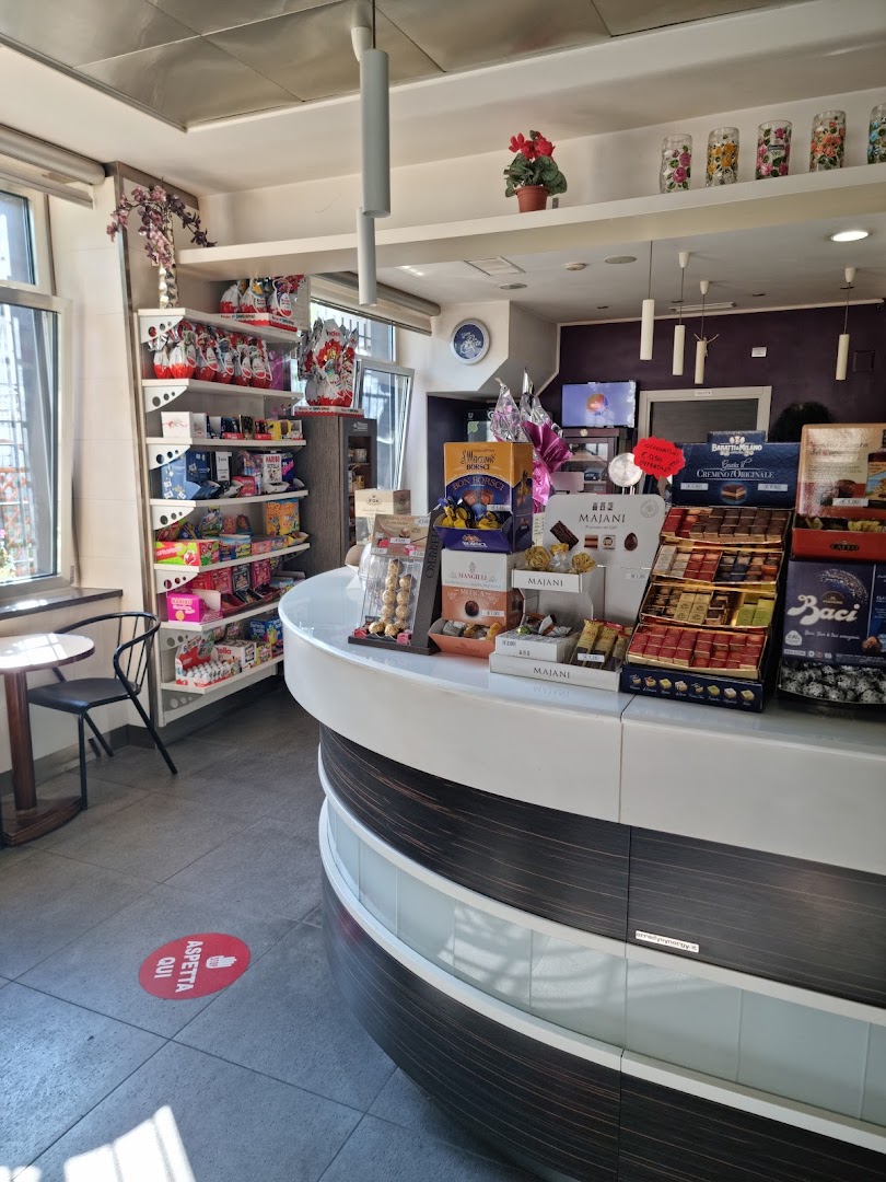 ILARIO BAR