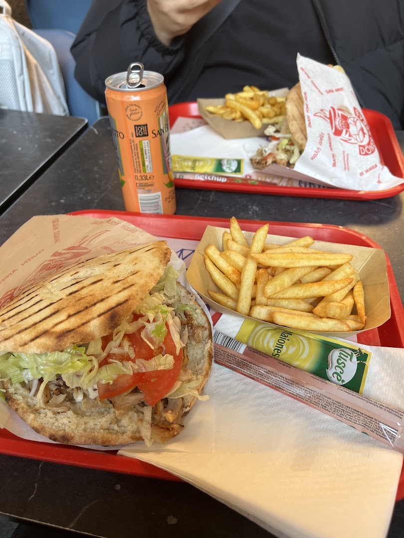 ILK Kebap - Halal Food near Duomo Milan, Milano