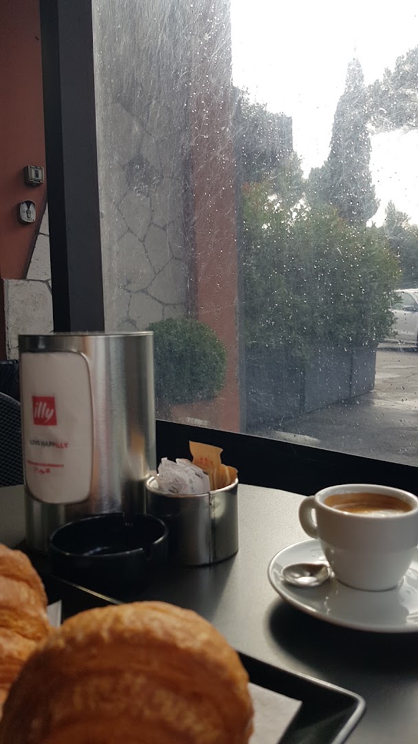 Illy 002 Caffè