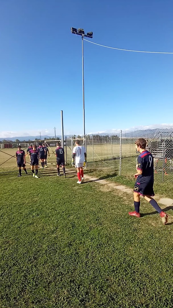 Impianto Sportivo Mollungo - Giovani rossoneri calcio Milan Academy