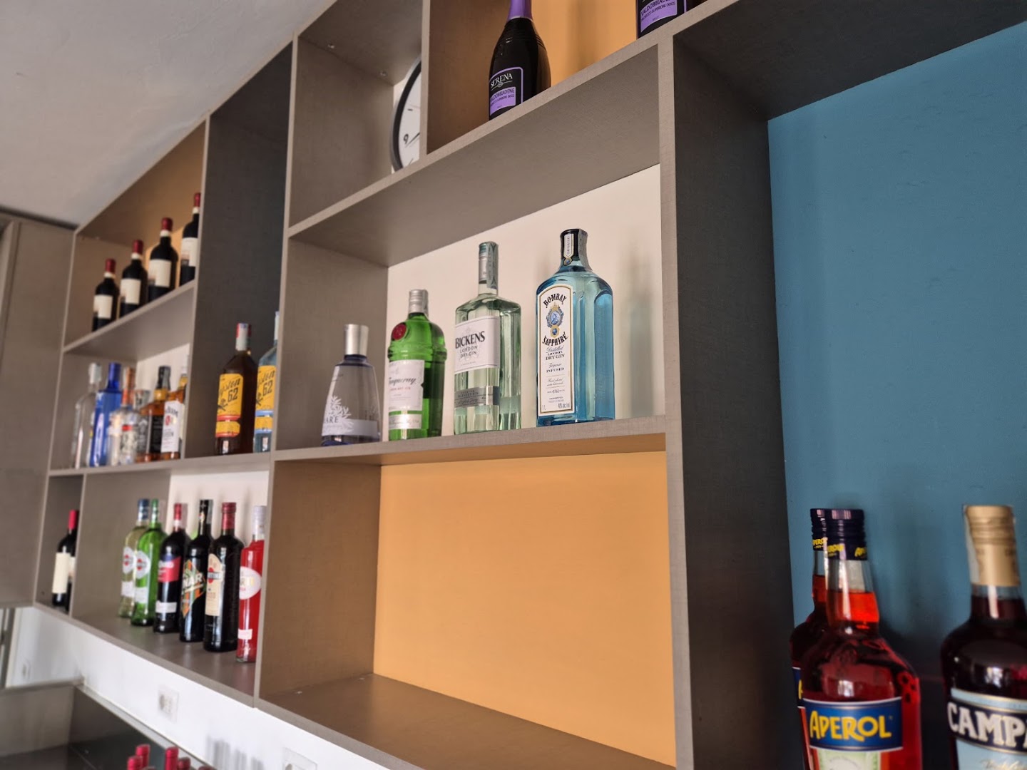 In Fratellanza - Bar Pizzeria-Sfizioseria-Apertivi
