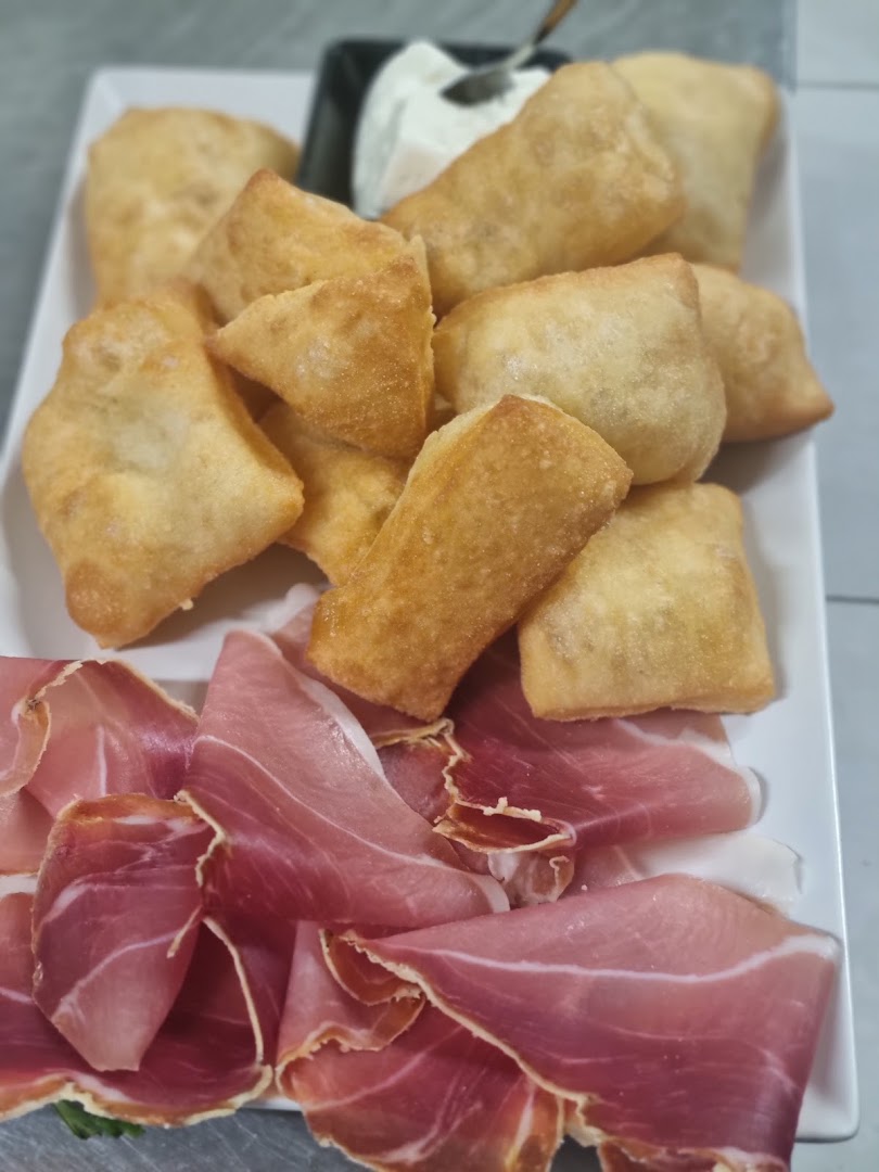 In Fratellanza - Bar Pizzeria-Sfizioseria-Apertivi