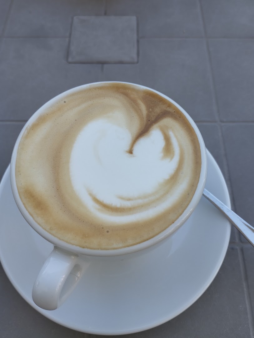 in Piazza - coffee, pizza & more