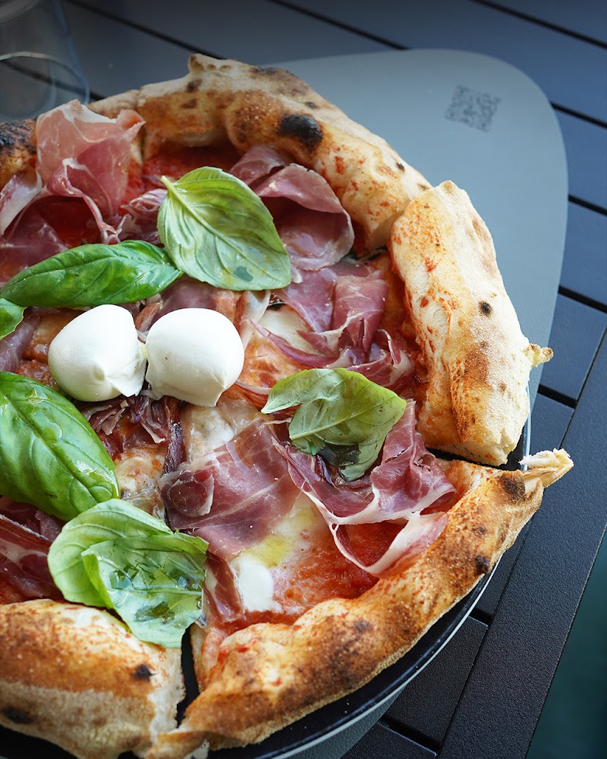 In Pizza Contemporanea & Food Experience