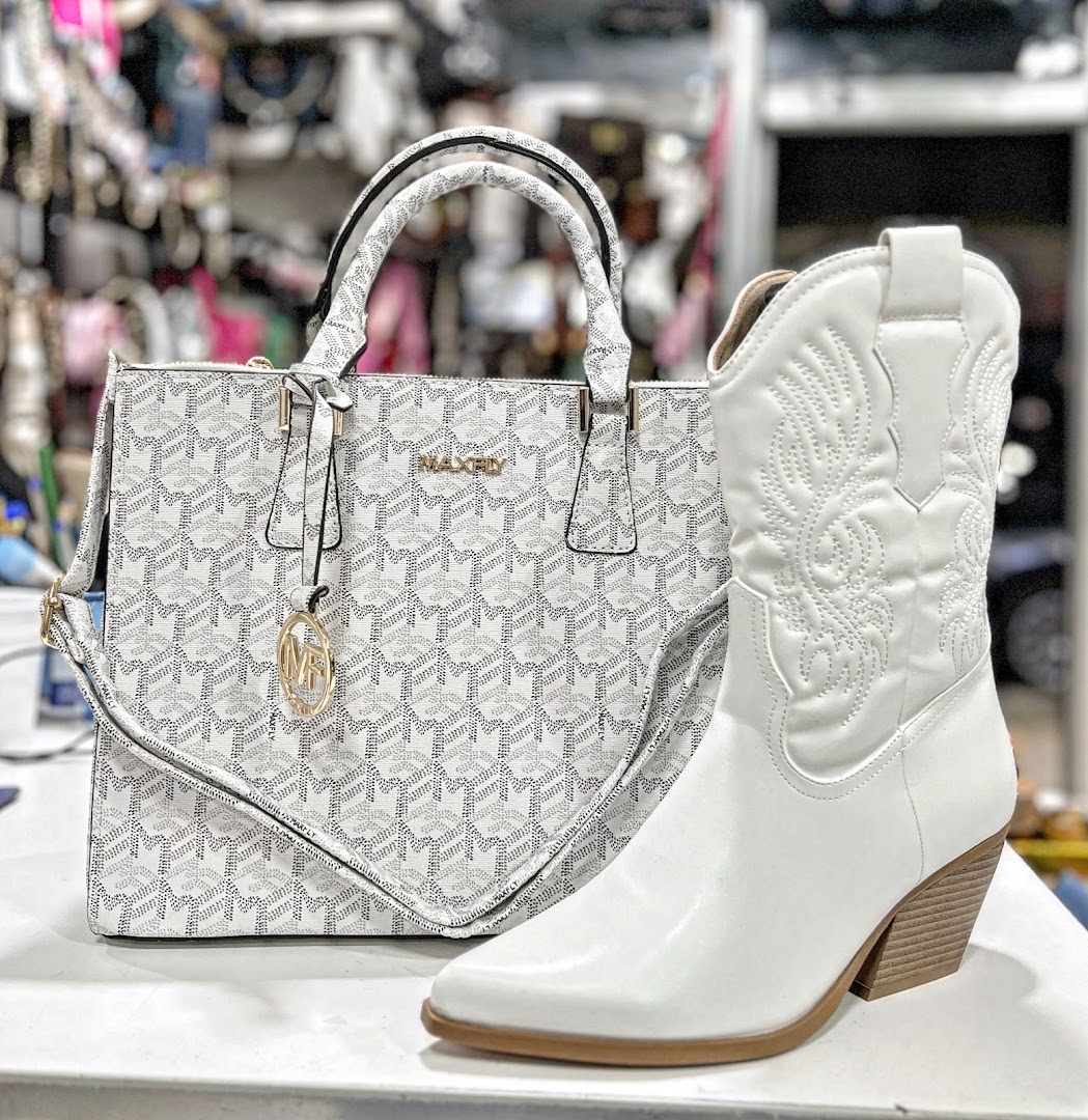 In Punta di Piedi Calzature - Scarpe e Borse Donna