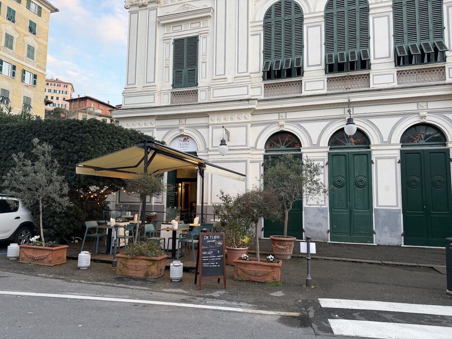 IN TEATRO CAMOGLI