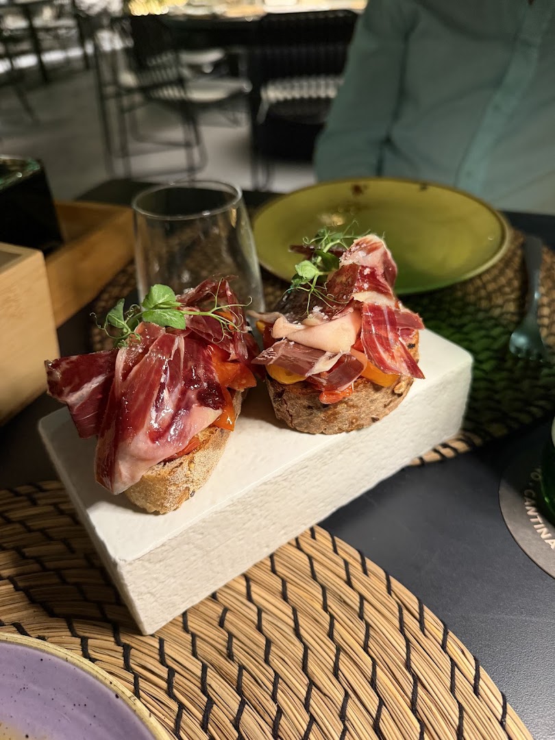 IN via vela dieci - Ristorante