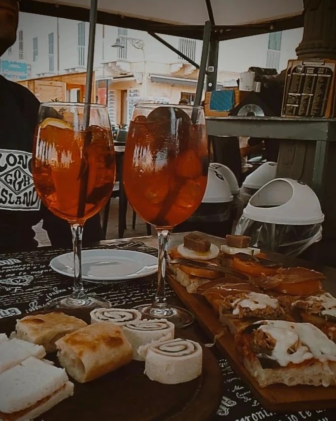Incudine Square - Bar e Pizzeria