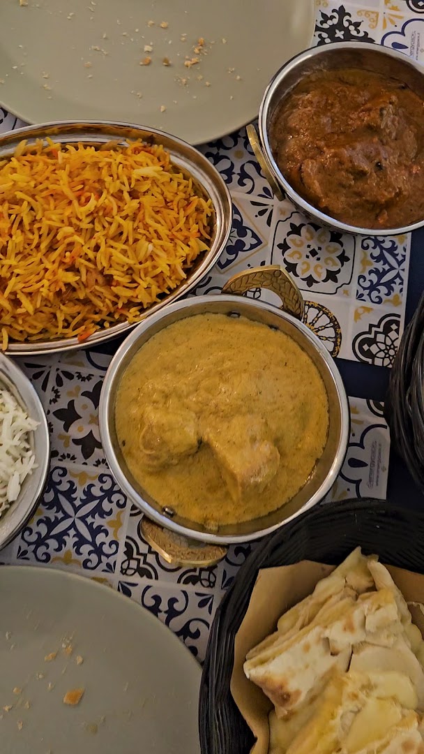 Indian Tandoori & Couscous Restaurant