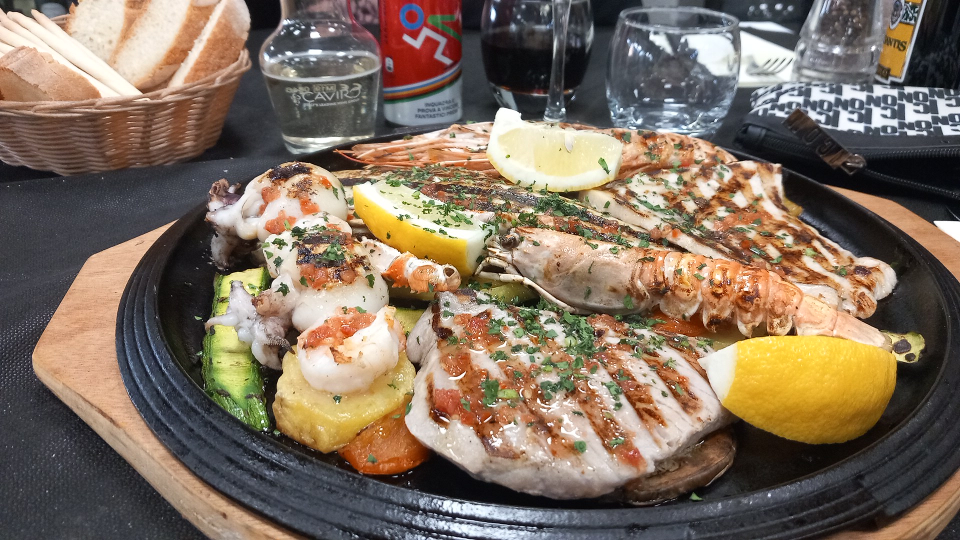 Industry Caffe' Bar Trattoria