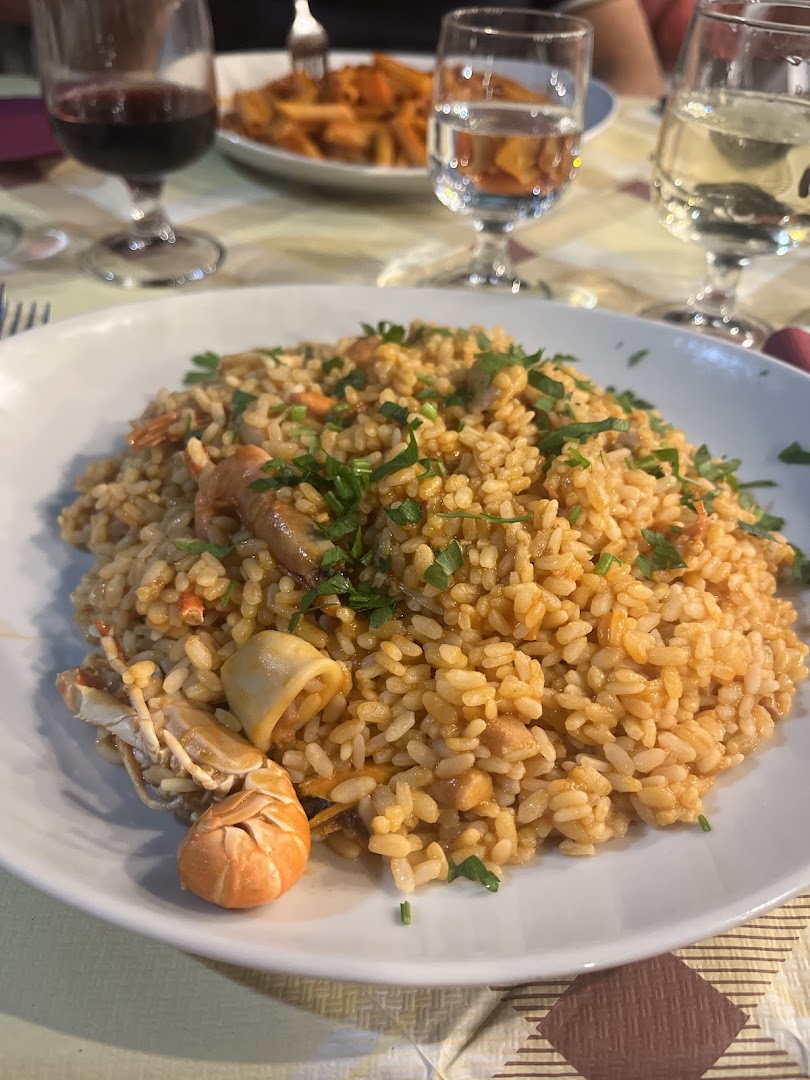Ines ristorante pizzeria, Falerna