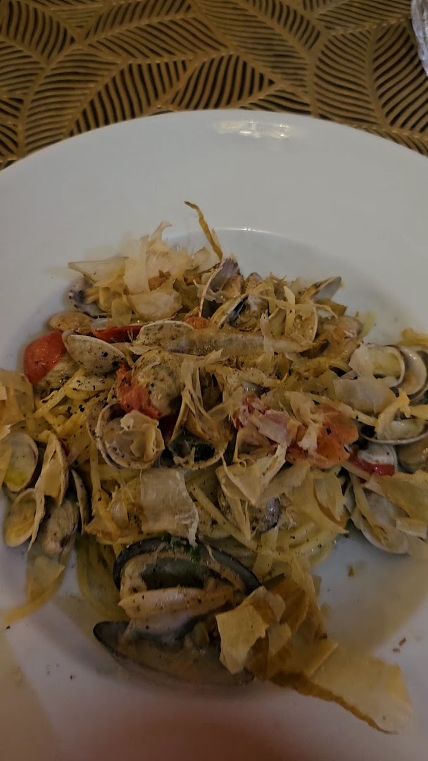 Iniqua Bar -